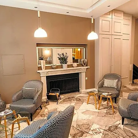 Sahat Hotel